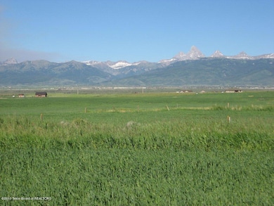 Teton view looking east