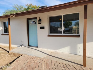 2207 N 48th Ln, Phoenix, AZ 85035 - photo 4