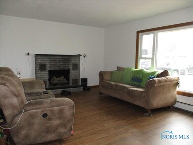 200 Taylor Dr, West Unity, OH 43570 - photo 4