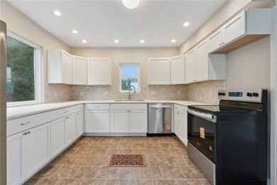 306 7th Ave, Clarence, IA 52216 - photo 7