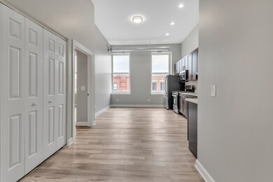 26 N Broadway unit 2A, Aurora, IL 60505 - photo 6