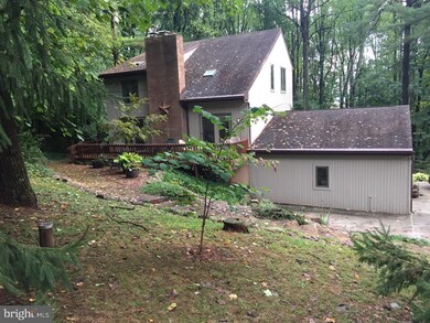 5030 Pineview Dr, Mohnton, PA 19540 - photo 3