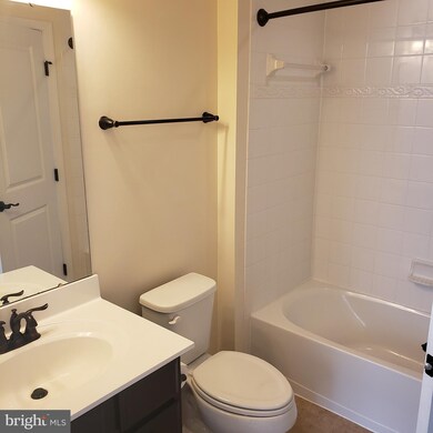 7313 Old Calvary Rd, Hanover, MD 21076 - photo 5