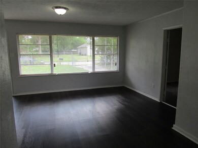 5347 Keystone St, Houston, TX 77021 - photo 4