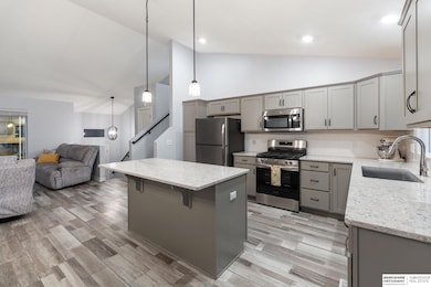 10913 Craig St, Omaha, NE 68142 - photo 2