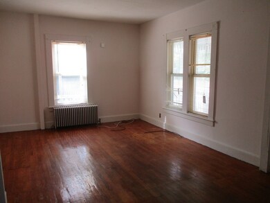 421 Bay St, Springfield, MA 01109 - photo 5