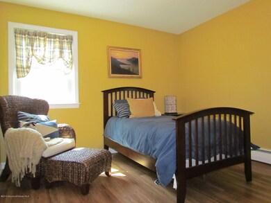 22 Peach Blossom Ln, Middletown, NJ 07748 - photo 6