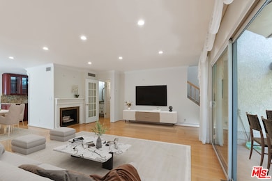 7800 Via Genova, Burbank, CA 91504 - photo 4