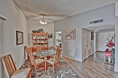 17442 N Boswell Blvd, Sun City, AZ 85373 - photo 6