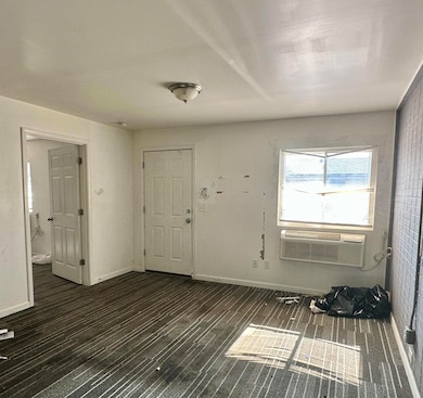 25911 Michigan Ave unit 103, Inkster, MI 48141 - photo 4