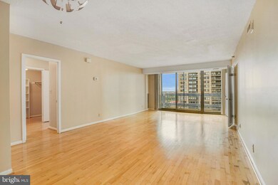 Skyline Square North and South unit 1203N, Baileys Crossroads, VA 22041 - photo 4