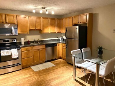 535 Calef Rd unit 24, Manchester, NH 03103 - photo 2