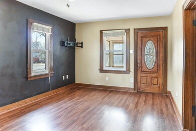 1118 Kern St, Waterloo, IA 50703 - photo 5