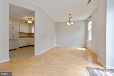 2427 Yarmouth Ln, Crofton, MD 21114 - photo 7