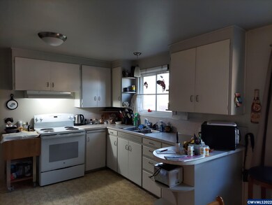 6870 Main St, Springfield, OR 97478 - photo 3