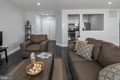 103 Claridge Ct unit 2, Princeton, NJ 08540 - photo 3