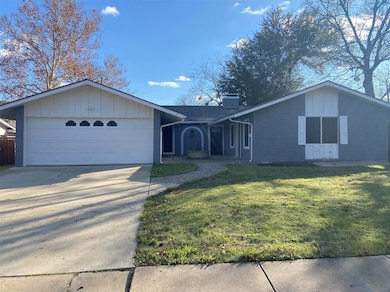 2006 W Northgate Dr, Irving, TX 75062 - photo 2