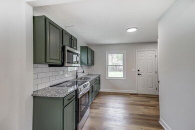 4554 Grimsby Rd, Columbus, OH 43227 - photo 6