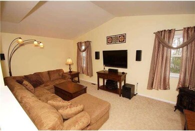 1702 Dager Cir, Harleysville, PA 19438 - photo 4