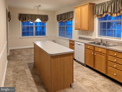 15 Black Eyed Susan Rd, Langhorne, PA 19047 - photo 4