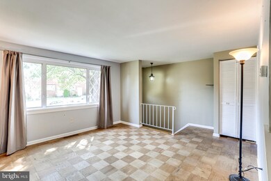 972 Circle Dr, Halethorpe, MD 21227 - photo 7