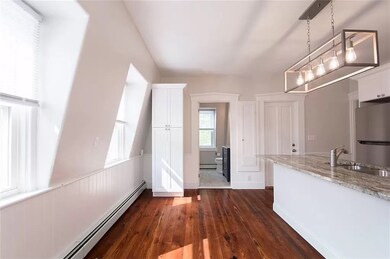 111 Franklin St unit 2, Bristol, RI 02809 - photo 4