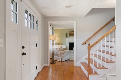 11 Apple Tree Ln, Wilmington, MA 01887 - photo 3