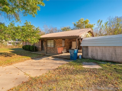 2428 N Birch St, McAlester, OK 74501 - photo 2