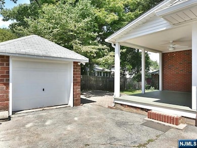 20 Courier Place, Rutherford, NJ 07070 - photo 5