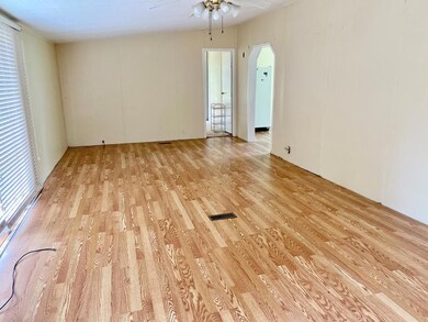 206 Stubbs Ln, Adel, GA 31620 - photo 5