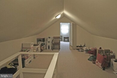 1202 Rosemont Dr, Knoxville, MD 21758 - photo 5