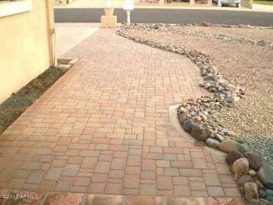 023-357726 front walkway