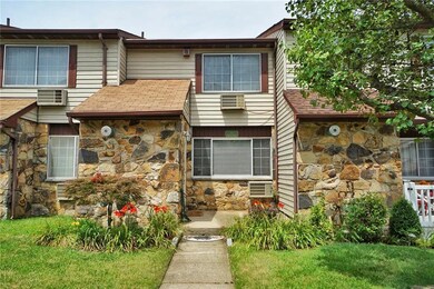 17 Fuller Ct, Staten Island, NY 10306 - photo 2