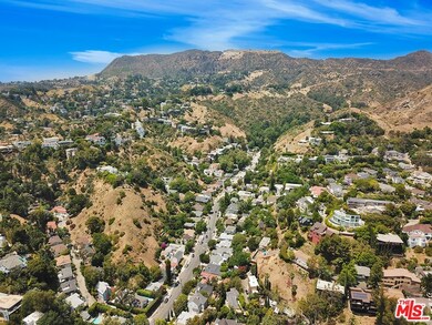 Hollywood Sign