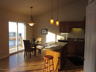 dining room (photo similar)