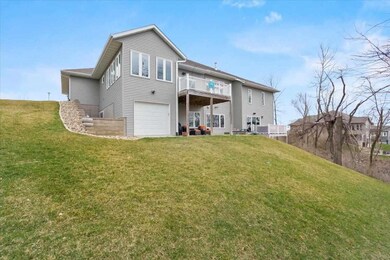 5619 River Pkwy NE, Cedar Rapids, IA 52411 - photo 3