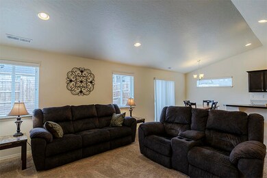 3542 SW Pumice Place, Redmond, OR 97756 - photo 5