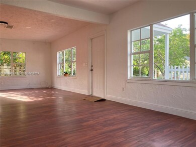 643 33rd St, West Palm Beach, FL 33407 - photo 5