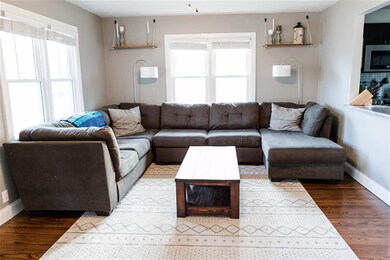 321 Posey St, Newburgh, IN 47630 - photo 7