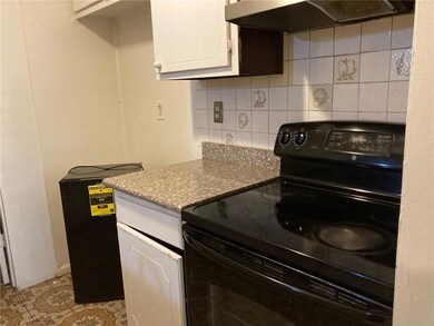 103 E Club Dr unit 103, Saint Rose, LA 70087 - photo 5