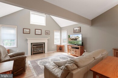 8119 Arrowhead Ct, Frederick, MD 21702 - photo 2