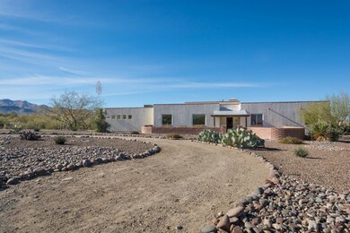 Classic, Custom Built Southwestern Home!