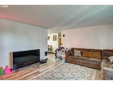 202 Sherman St, Amity, OR 97101 - photo 5