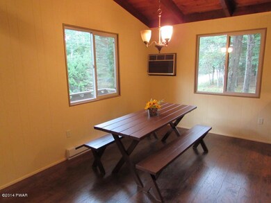 800 Tanager Ct, Lords Valley, PA 18428 - photo 5