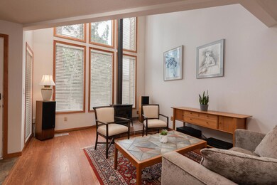 2151 NW Hill St unit 5, Bend, OR 97701 - photo 3