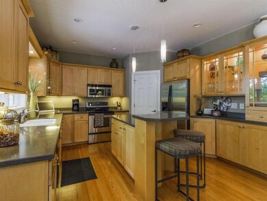 3402 River Ridge Ct NE, Cedar Rapids, IA 52402 - photo 7