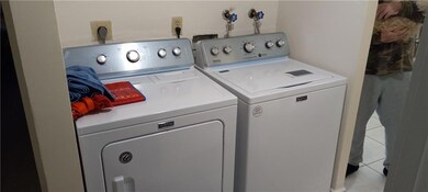 Country Pines unit 112H, Davie, FL 33314 - photo 6