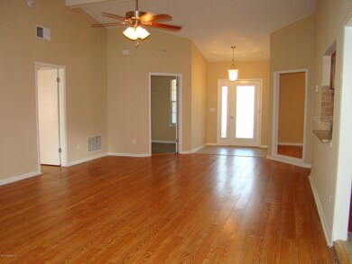 7902 Painted Oak Dr, Jacksonville, FL 32210 - photo 4