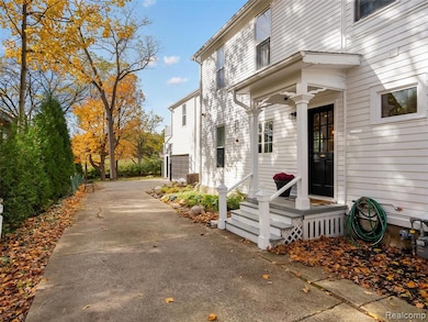 319 Chandler St, Romeo, MI 48065 - photo 5