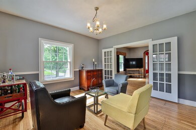 21-Dining-Room-image-2-[lhenderson]